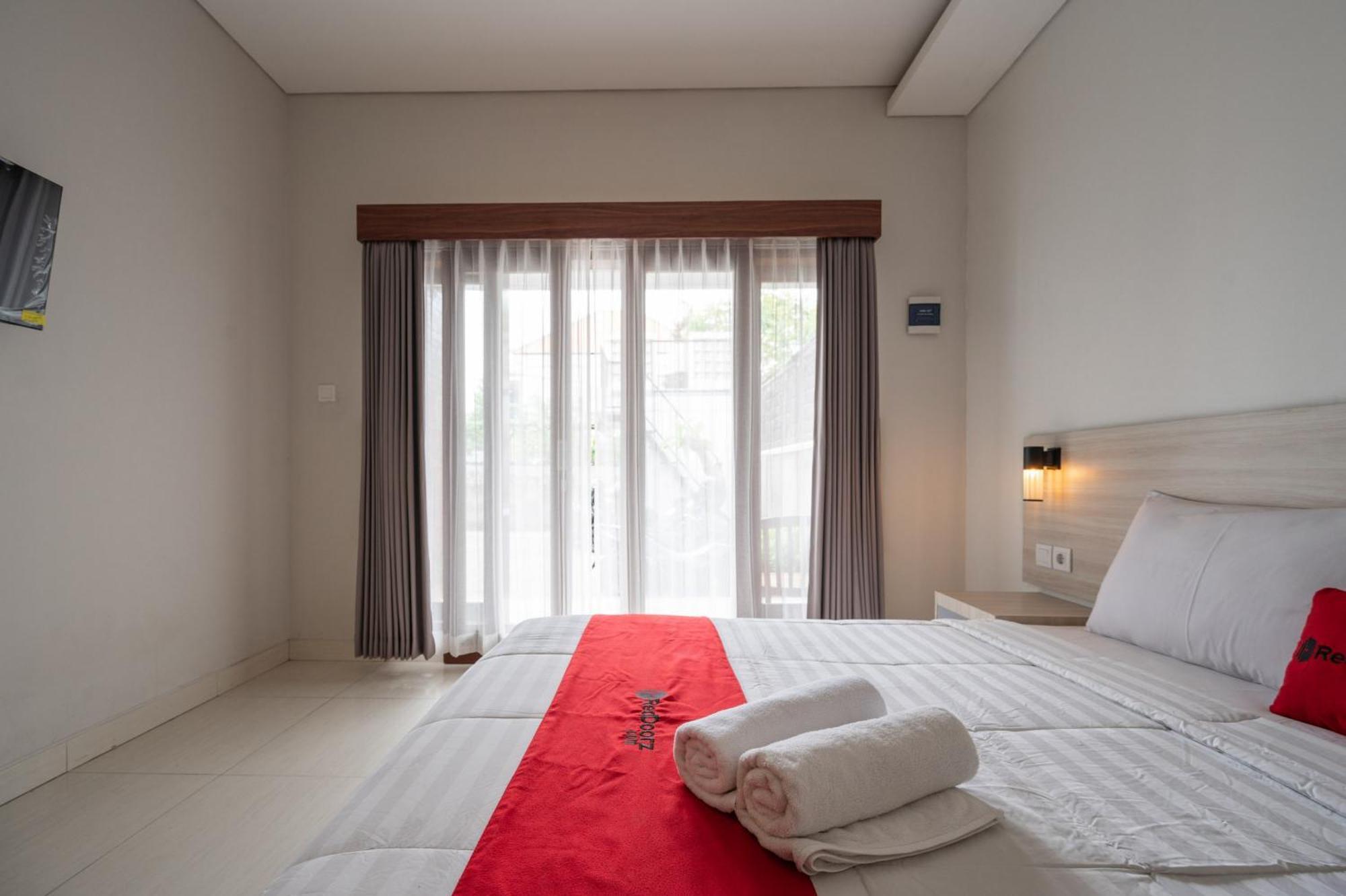 Reddoorz Plus At Yasa'S Living Denpasar Sanur Esterno foto