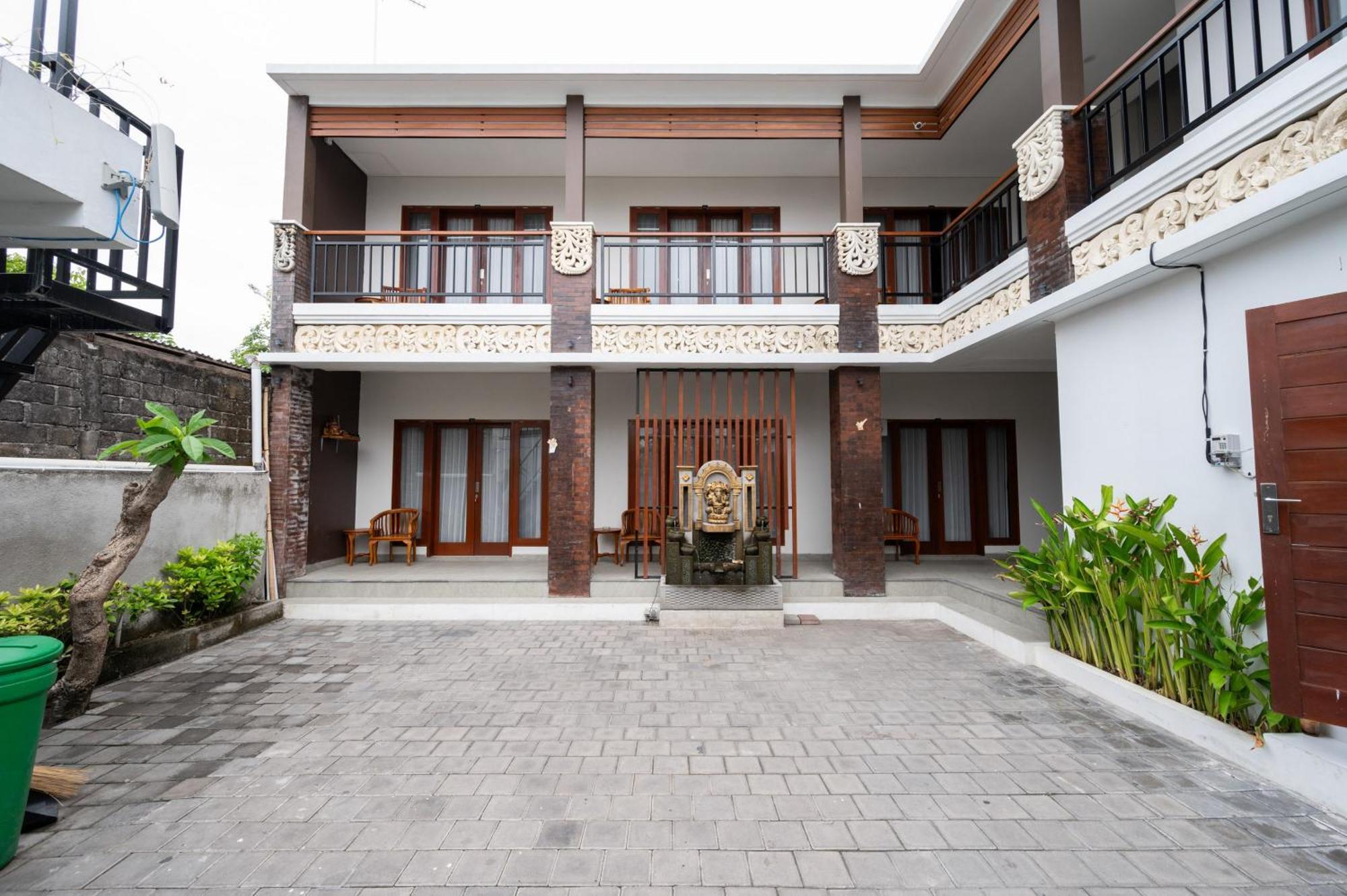 Reddoorz Plus At Yasa'S Living Denpasar Sanur Esterno foto