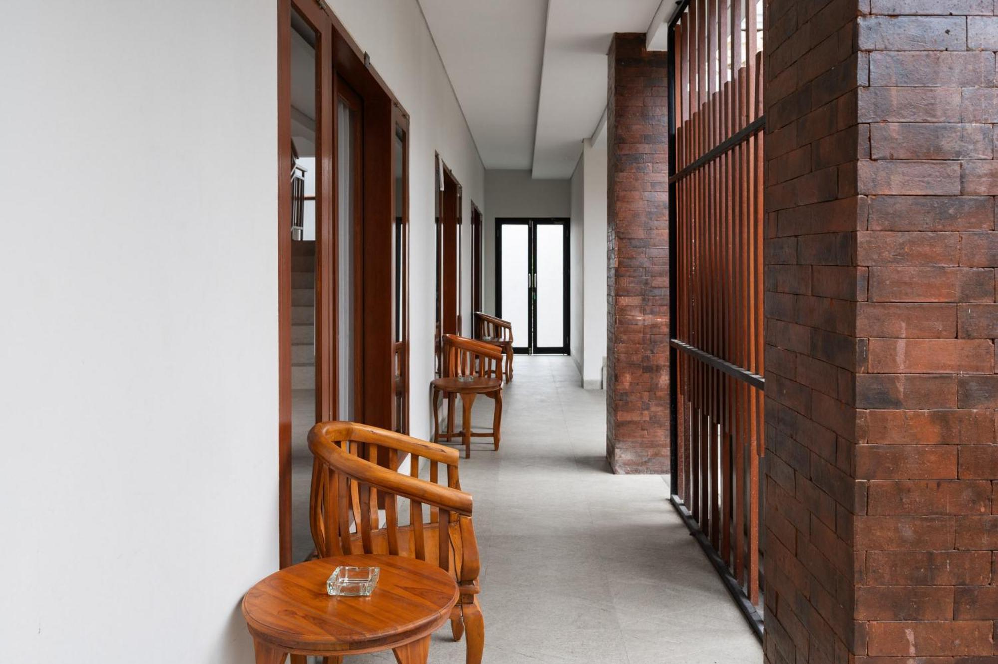 Reddoorz Plus At Yasa'S Living Denpasar Sanur Esterno foto